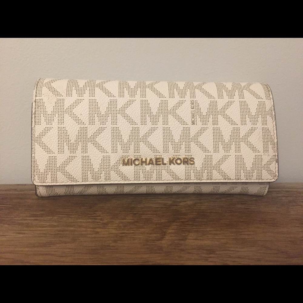 Michael Kors wallet